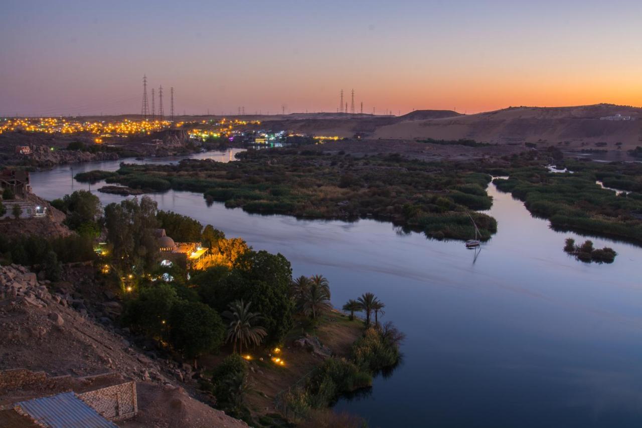 Aswan Nile Palace Exterior foto